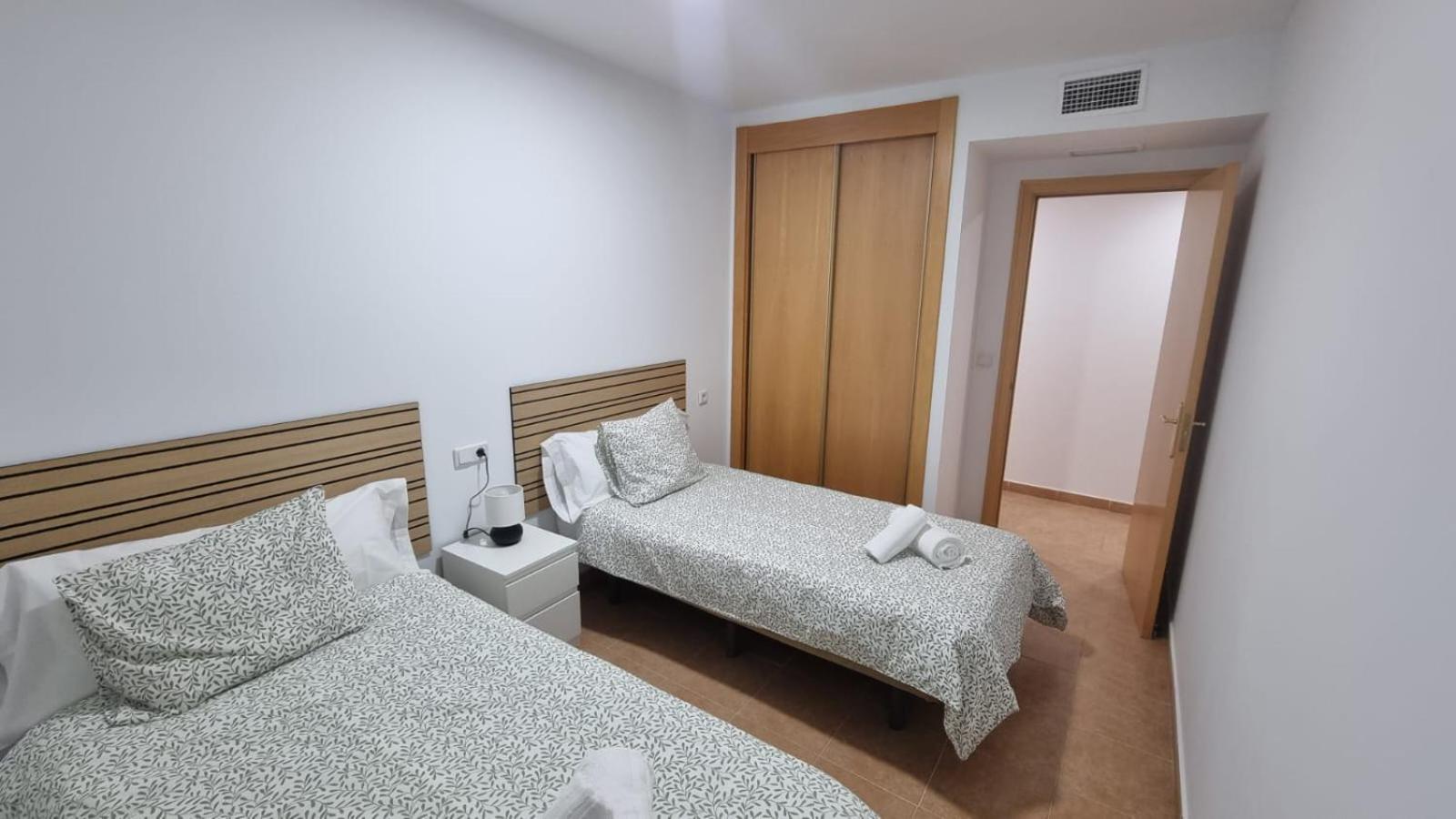 Moderno Apartamento 3 Dormitorios, Garaje Y Piscina La Algaba Extérieur photo